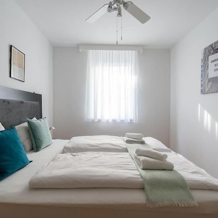 1Br Haven With Swift City Access By Hm Wien Eksteriør billede