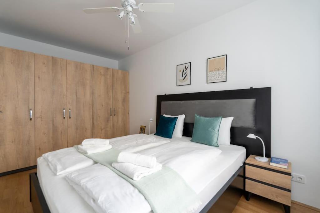 1Br Haven With Swift City Access By Hm Wien Eksteriør billede