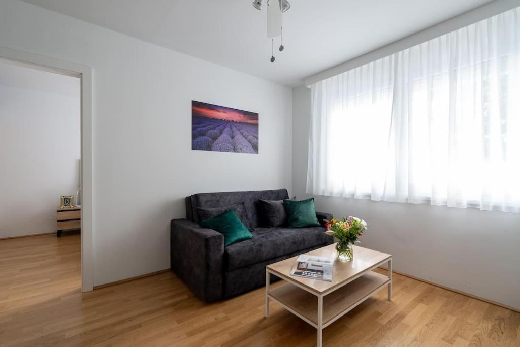 1Br Haven With Swift City Access By Hm Wien Eksteriør billede